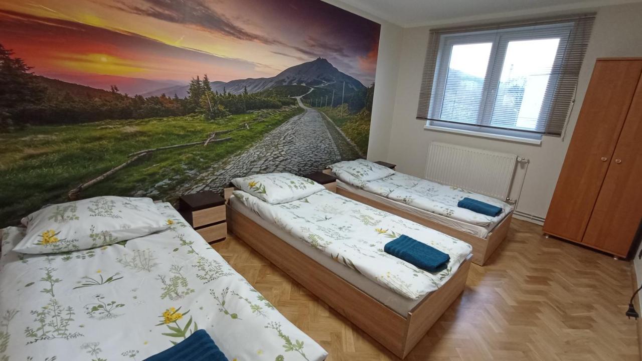 Apartament 27A Jelenia Gora Bagian luar foto
