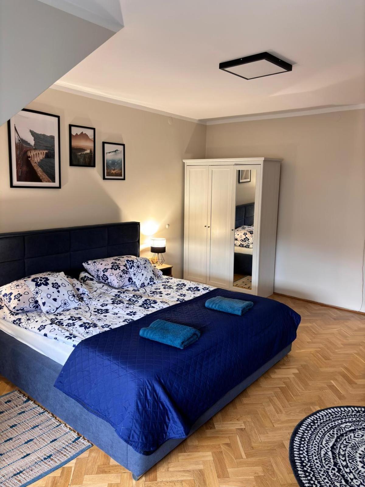 Apartament 27A Jelenia Gora Bagian luar foto